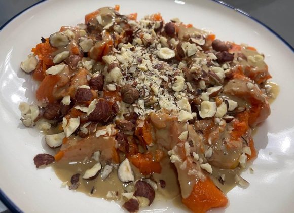 It is an easy pumpkin dessert recipe image.