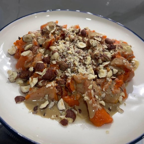 It is an easy pumpkin dessert recipe image.