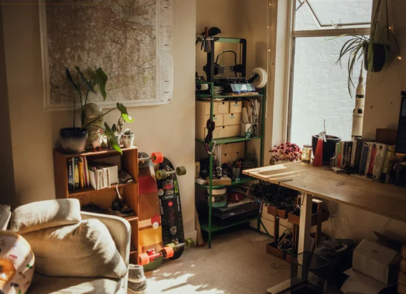 Decluttering tips for a calm and organized home